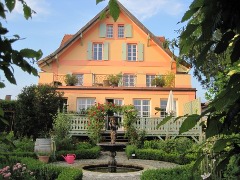 VillaWitzmanns2_x240.jpg